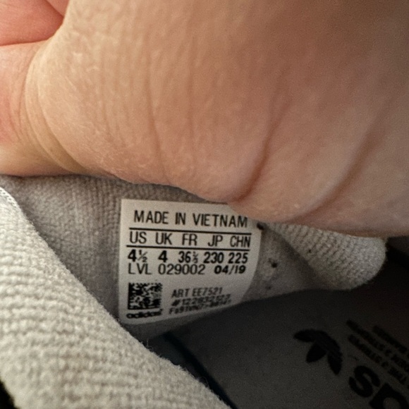 Adidas EQT GAZELLE SHOES,SIZE 4.5 - Picture 5 of 6